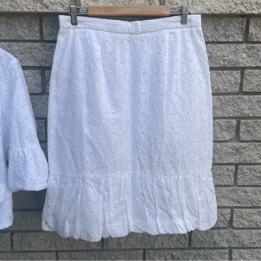 Monroe & Main White Embroidered Eyelet Bubble Hem Blazer & Skirt Set Size 12 L - Picture 5 of 10
